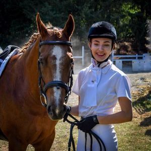 Meet your Posher, Phoebe